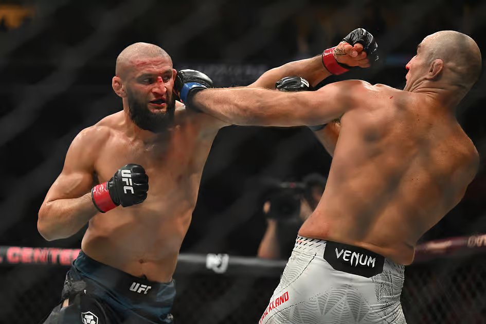 UFC: Strickland praises Chimaev after regaining middleweight crown