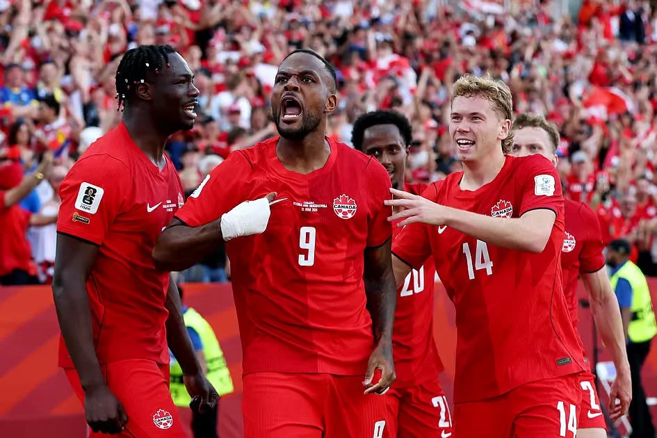 Fifa World Cup: Larin rescues Canada with late goal against Bosnia
