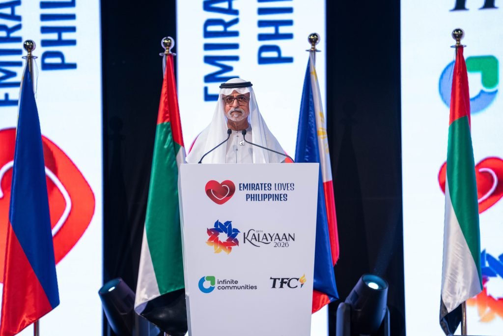 Nahyan bin Mubarak attends mass celebration marking 128 years of Philippine independence with over 60,000 members in attendance